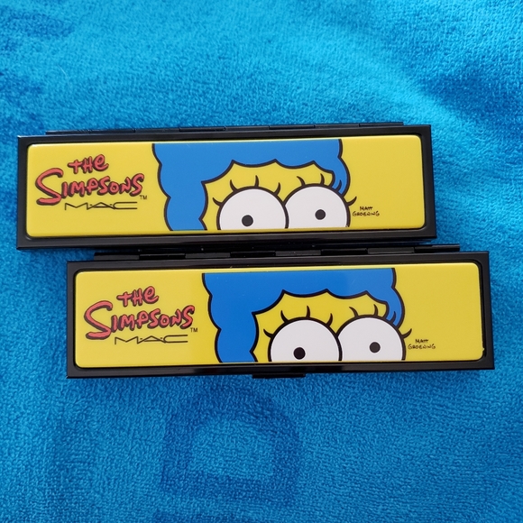 BUNDLE MAC Simpsons Collection Eye Shadow Quads - Picture 7 of 9